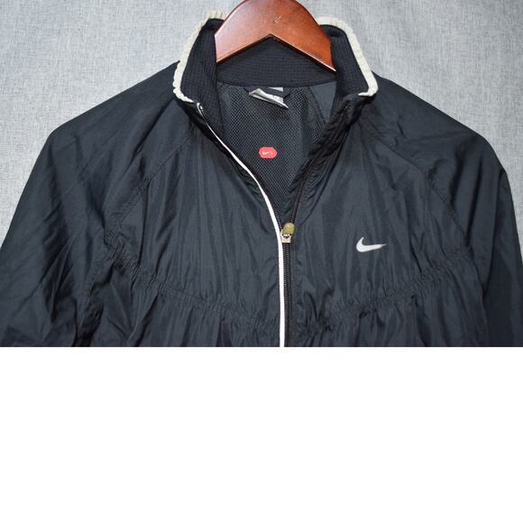 Nike Full Zip Lightweight Running Jacket Black Windbreaker Women’s Large - Picture 2 of 3